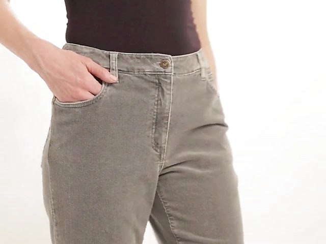 Вельветові джинси і їх актуальність